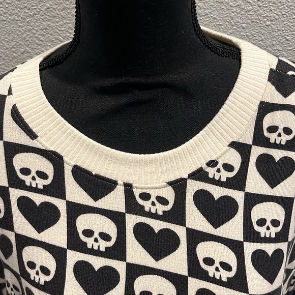 American Eagle 2 piece pajama set or loungewear size XL need I say more skulls - Picture 6 of 17